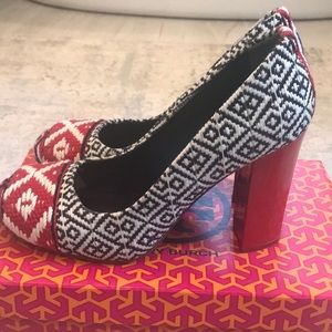 Tory Burch Dara pump